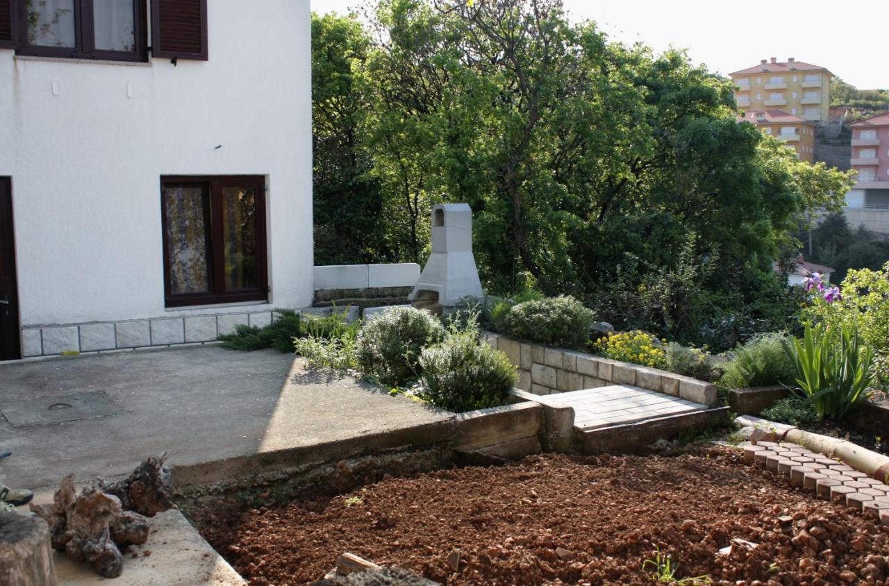 Apartment Vrbnik 5301B Εξωτερικό φωτογραφία