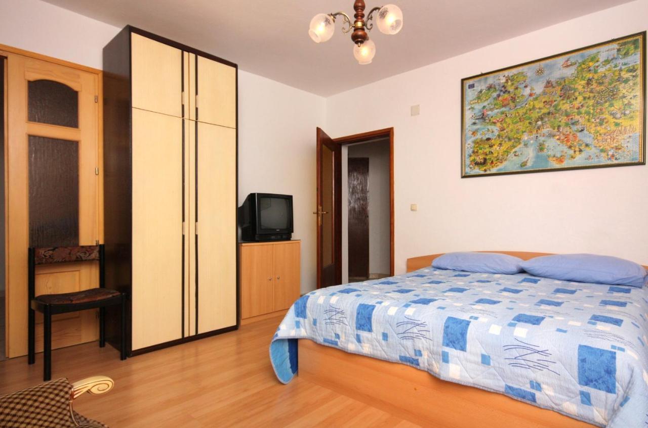 Apartment Vrbnik 5301B Εξωτερικό φωτογραφία